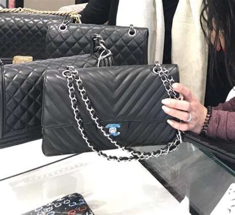 where is the cheapest place to buy chanel|is chanel cheaper in italy.